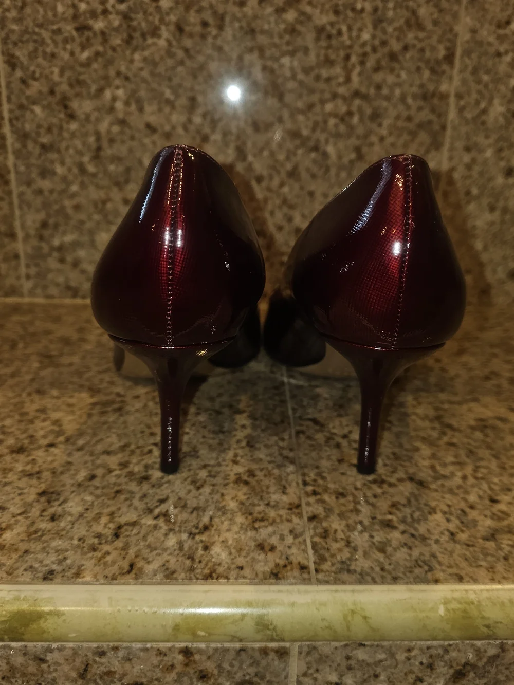 Late Spade Patent Leather Pumps in Deep Burgundy Sz 9